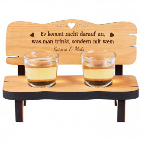 Schnapsbank mit zwei Gläsern und Gravur Schnapsbank mit zwei Gläsern und Gravur